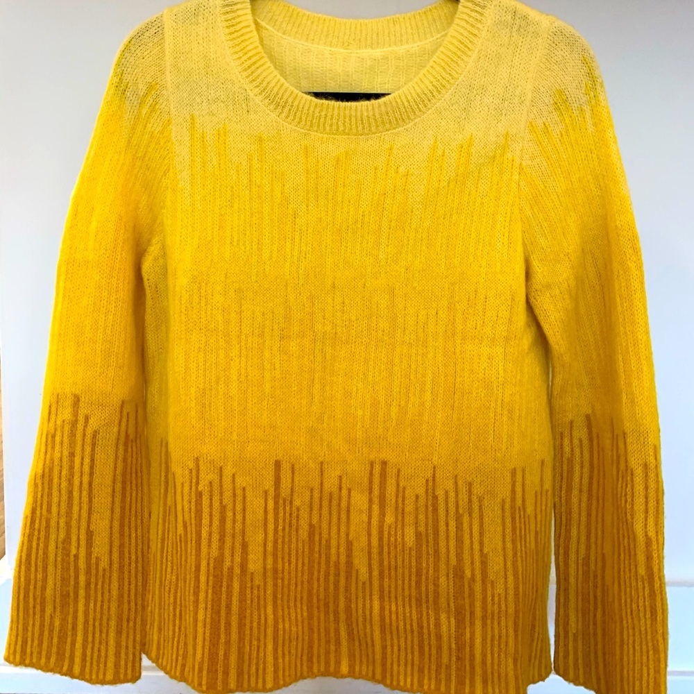 graduated colour sweater